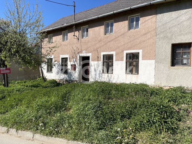 Rodinný dům č. p. 39 a 44, Zdounky-Divoky, Kroměřížsko